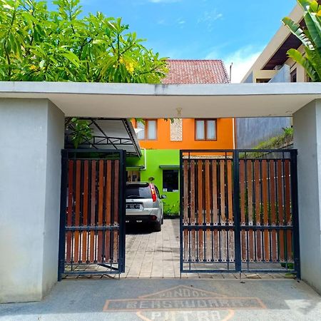 Oyo 3190 Pondok Putra Bersaudara Sanur Esterno foto
